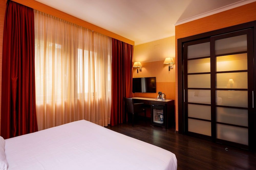 Best Western Gorizia Palace Hotel Junior Suite, 1 King Bed (Second and Third bed is a Sofabed) 3