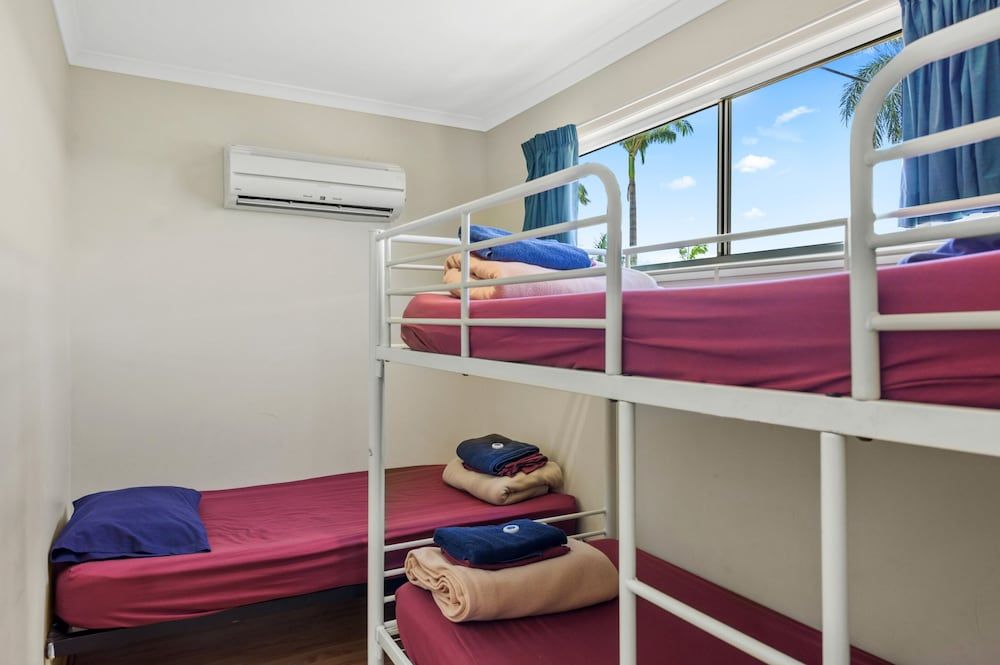 Discovery Parks - Argylla Deluxe 2 Bedroom Cabin - Sleeps 5