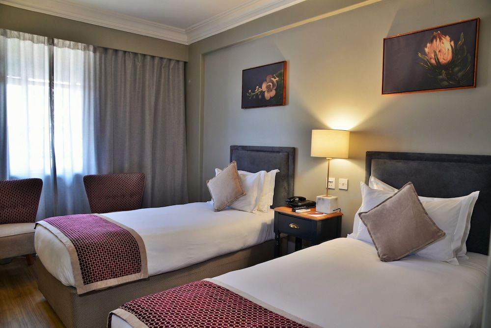 Cresta Jameson Standard Room, 2 Twin Beds, City View 2