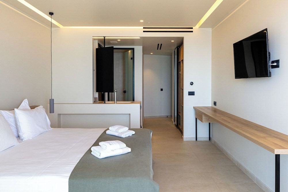 PHEIA, Vriniotis Resorts Premium Double Room, 1 King Bed, Sea View, Beachfront 6