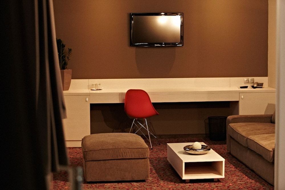 Kongres Hotel Roca Standard Suite, 1 Double Bed with Sofa bed 9