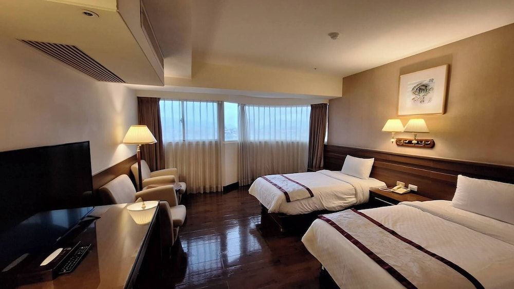 Cheng Pao Hotel Basic Twin Room 5