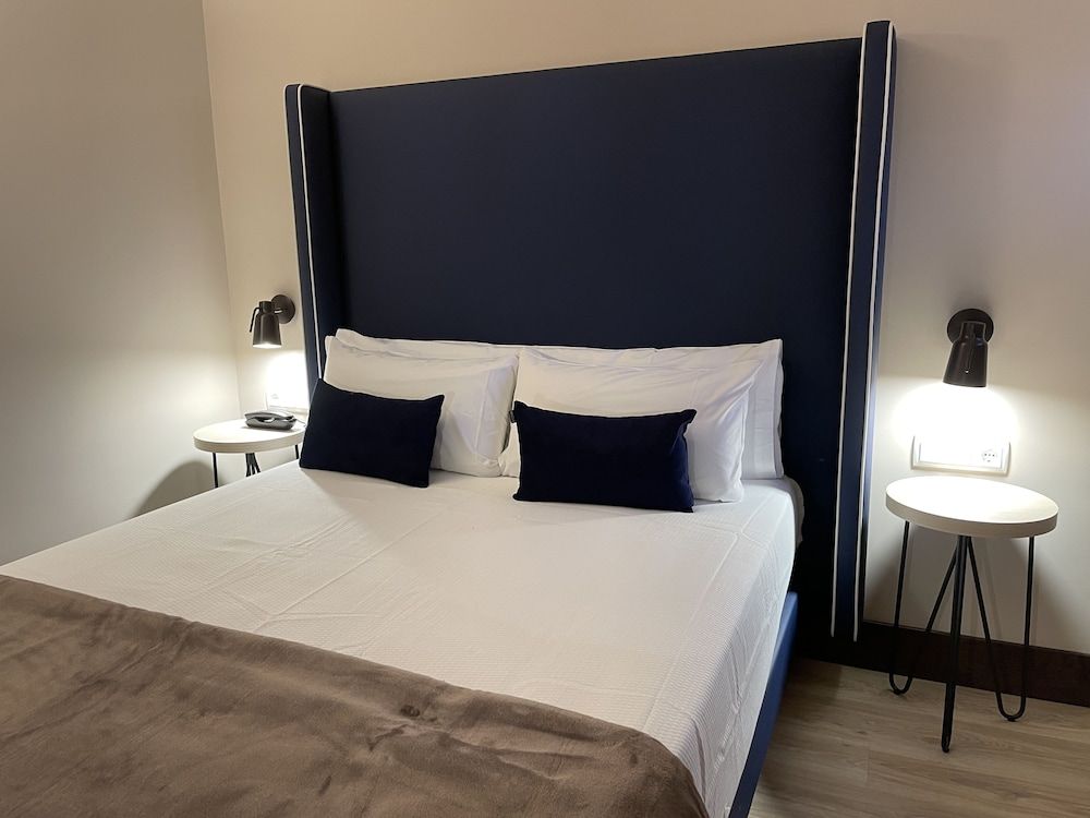 María Cristina Hotel Single Room 3