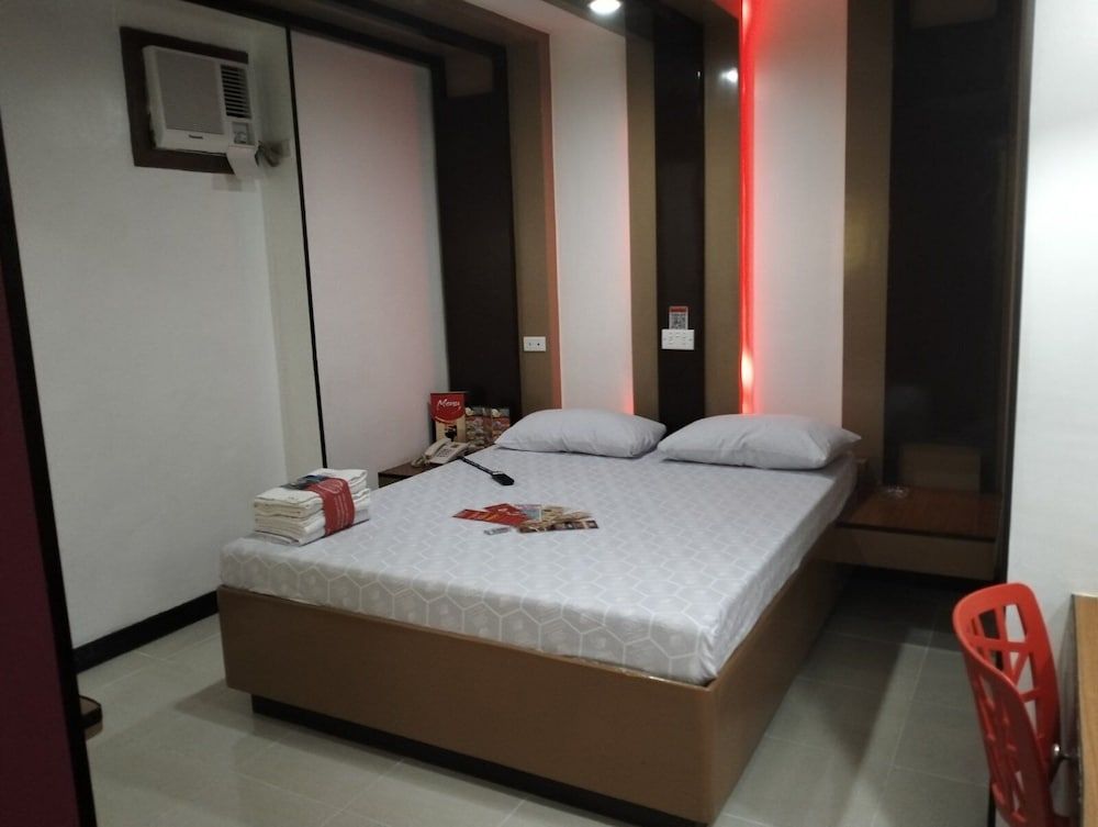 Deluxe Room, 1 Queen Bed (Deluxe Double Room)
