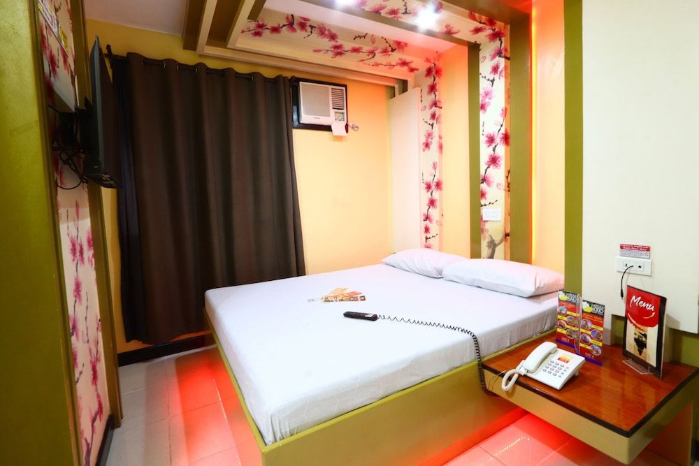 Deluxe Room, 1 Queen Bed (Deluxe Double Room)