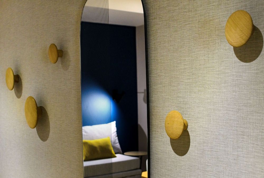 Best Western Montecristo Superior Room, 1 King Bed, Non Smoking 4