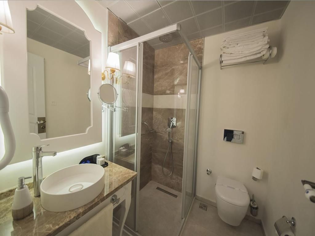 Montebello Deluxe Deluxe Standard Room 19