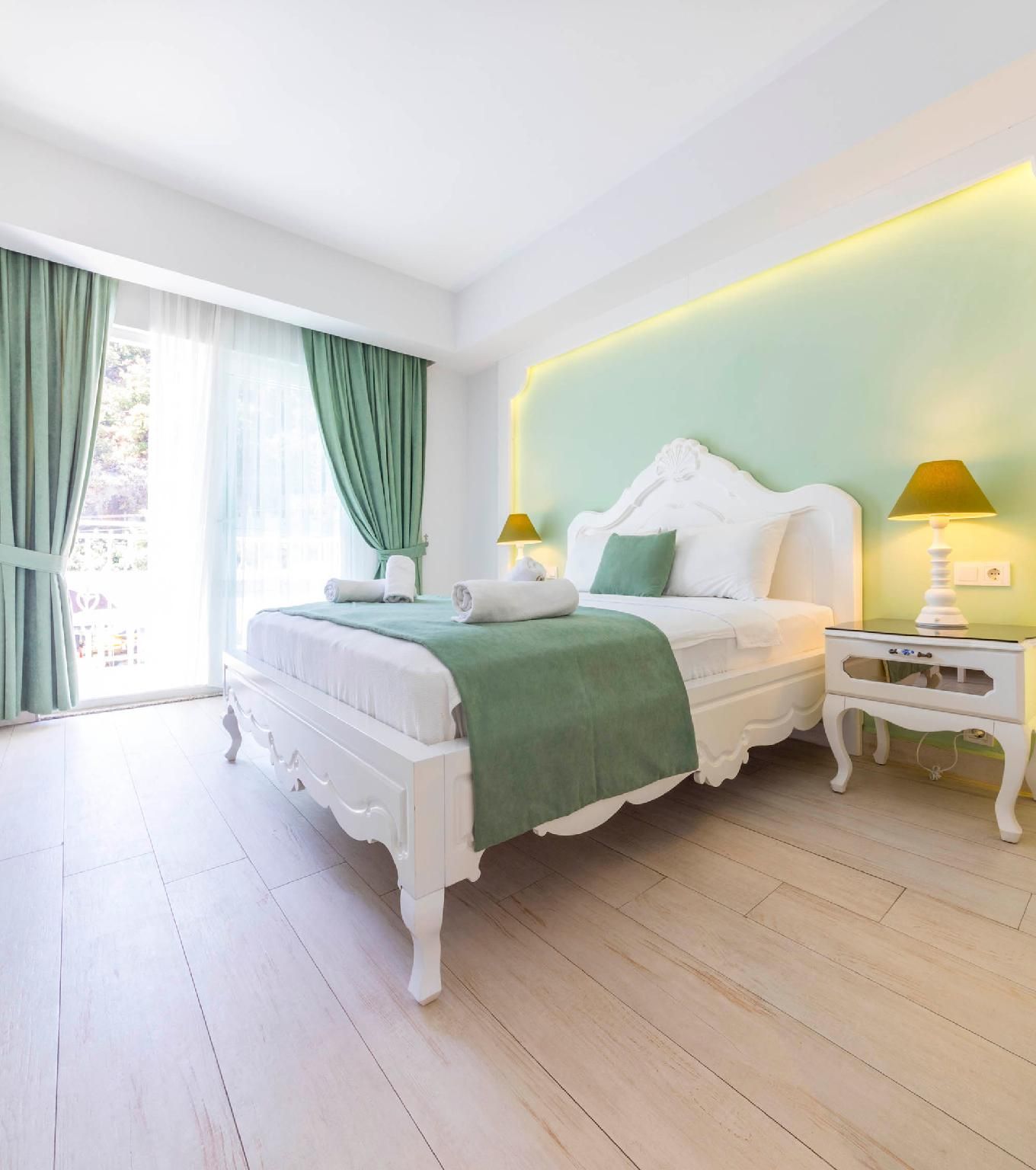 Montebello Deluxe Deluxe Standard Room 14