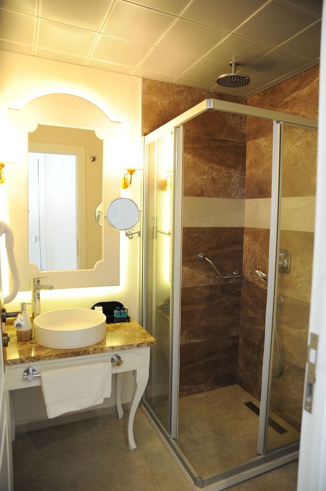 Montebello Deluxe Deluxe Standard Room 15