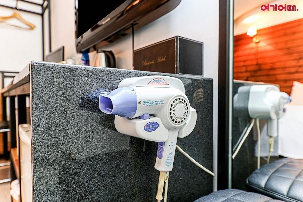 Business Hotel Single Room (Included Breakfast for 1, Surcharge for 2 on the spot) 10