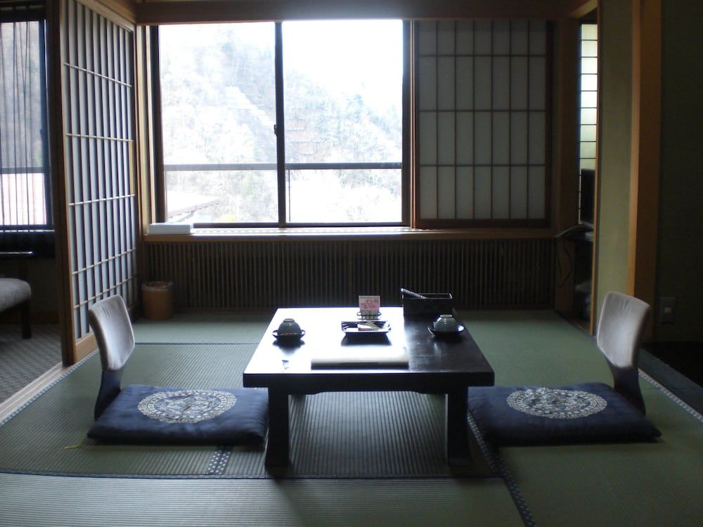 Standard Japanese-Style Room (with breakfast)