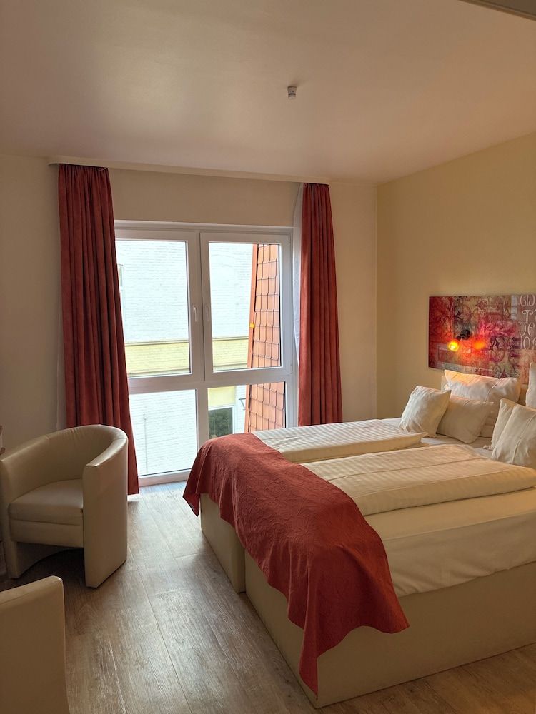 arador CITY Hotel Double Room, 1 Double Bed 8