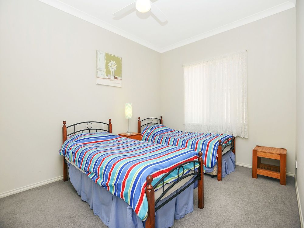 Four Bedroom Holiday House