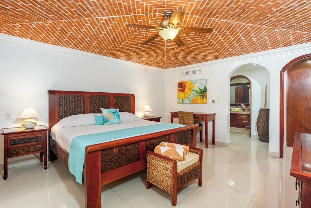Luxury Apartment, Marina View