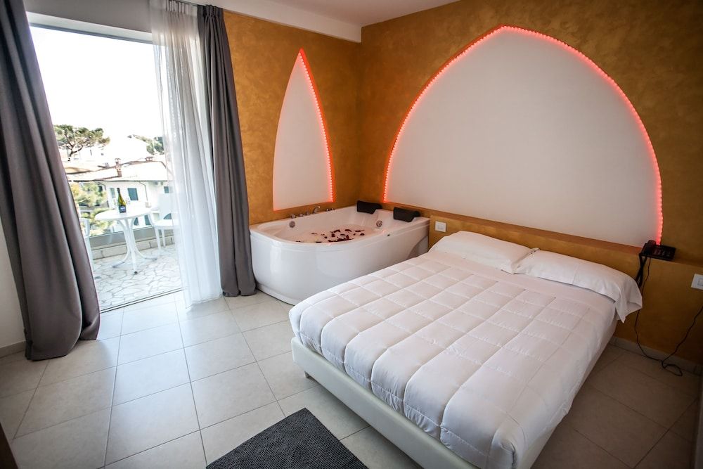 Double Room, Balcony, Jetted Tub
