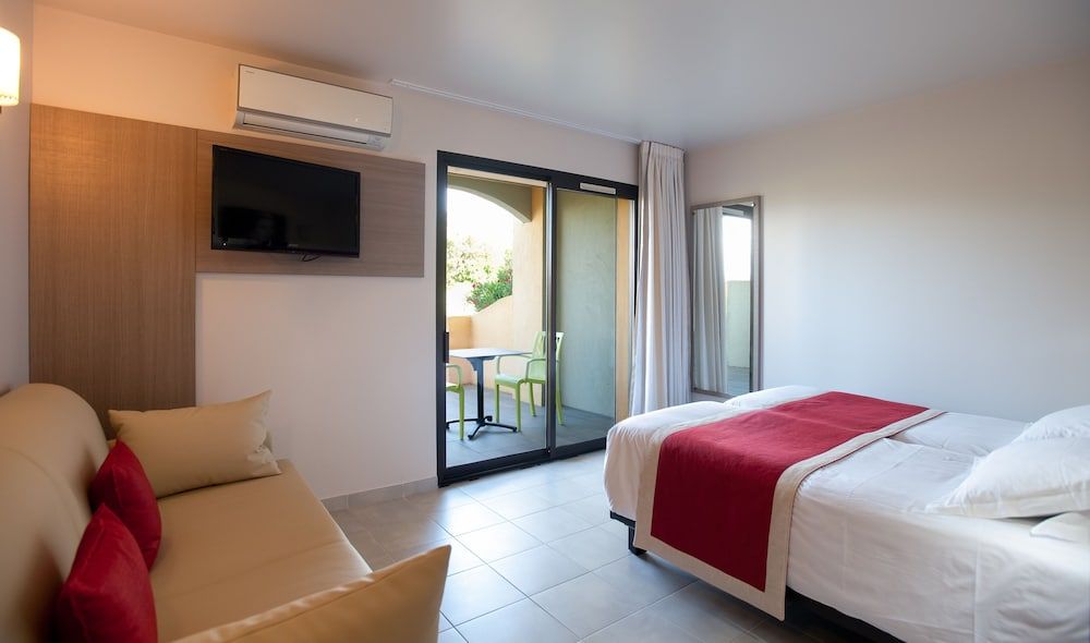 Double Room, 1 Queen Bed, Non Smoking, Terrace