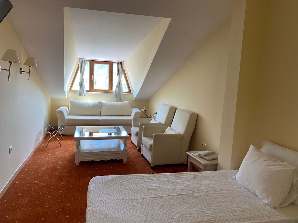 Göcek Lykia Resort Hotel Attic Room 2