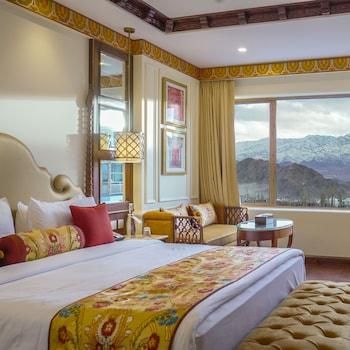 The Grand Dragon Ladakh Luxury Room