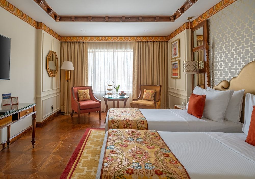 The Grand Dragon Ladakh Luxury Room 4