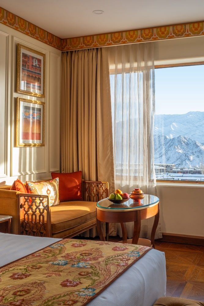 The Grand Dragon Ladakh Luxury Room 5