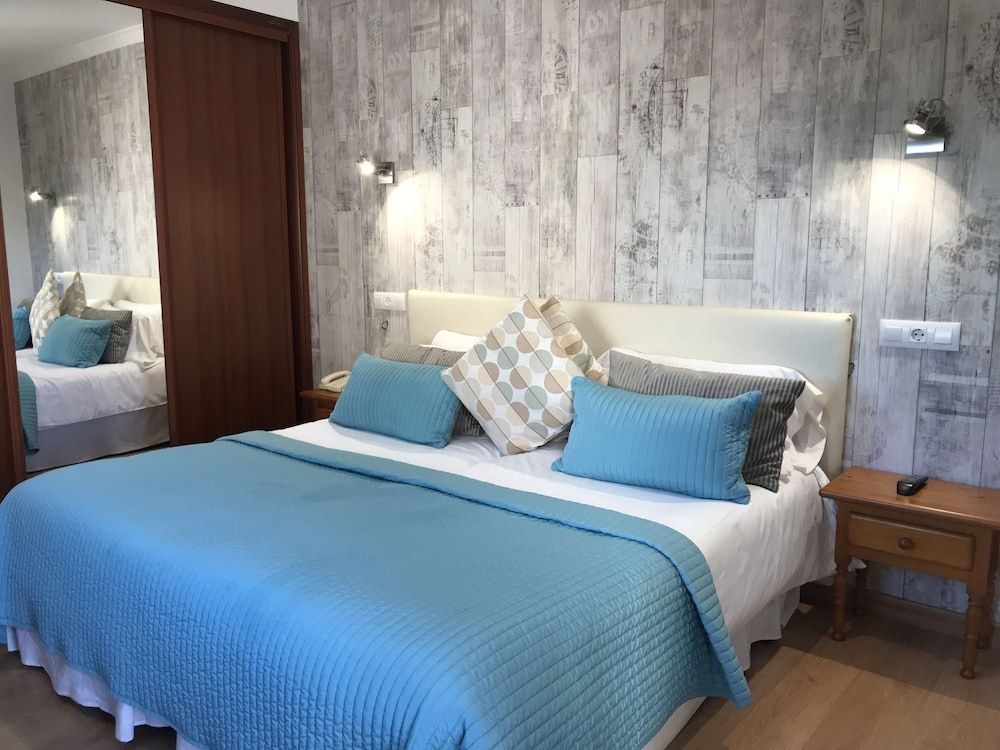 Hotel & Apartamentos Cons da Garda Twin Room 5