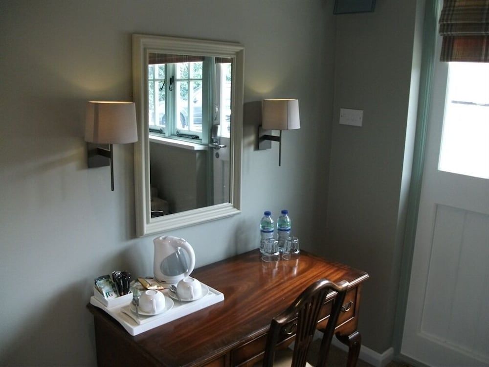 The Bull Inn Lodges Apartment, Ensuite 5