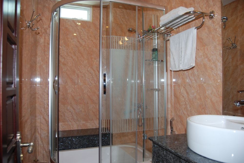 undefined Dai Long Hotel 10