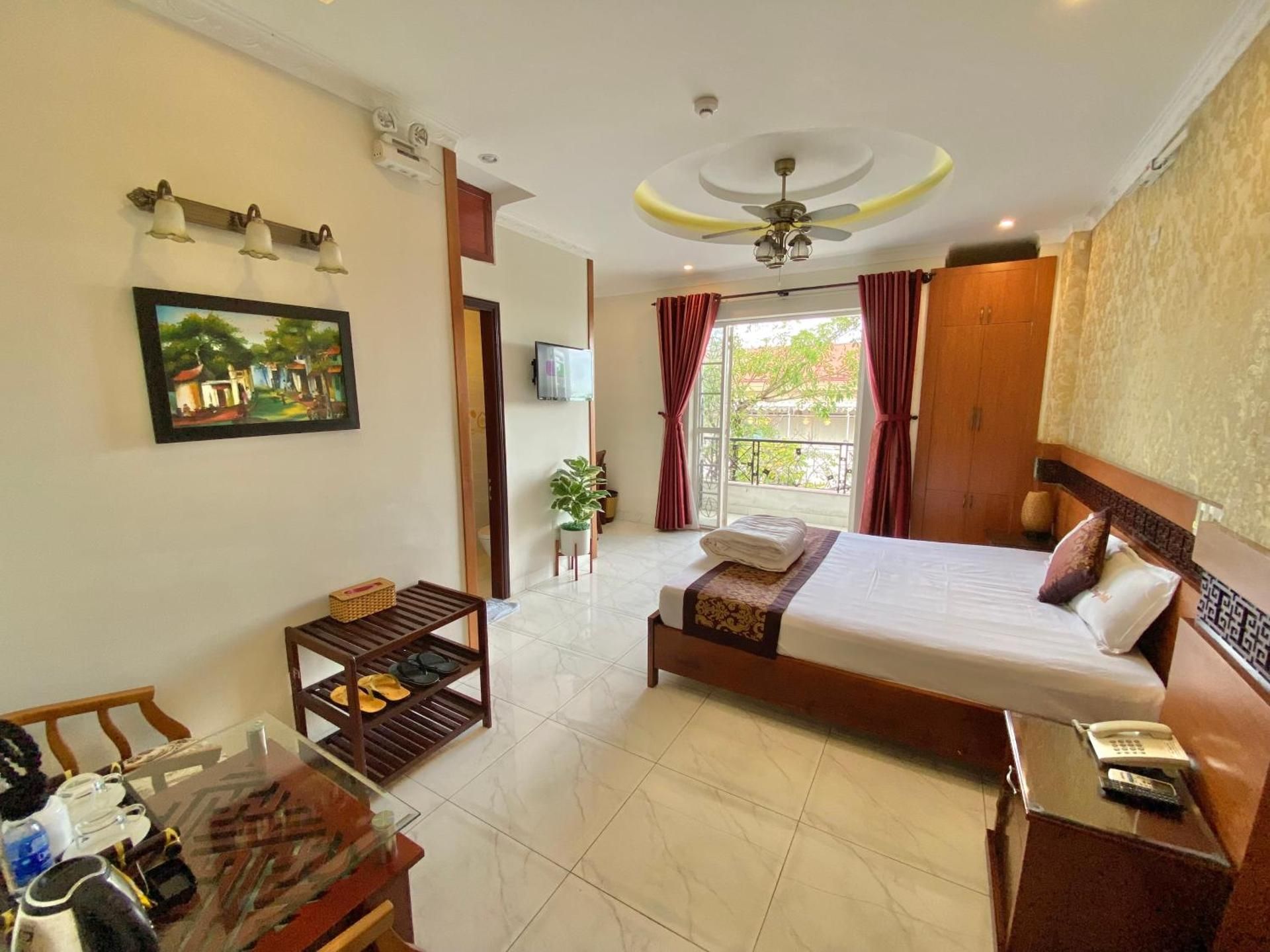 Deluxe Double Room with Balcony