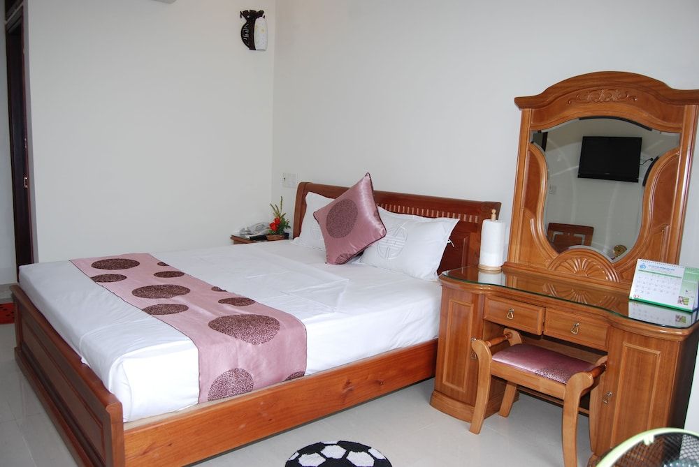 undefined Dai Long Hotel 4