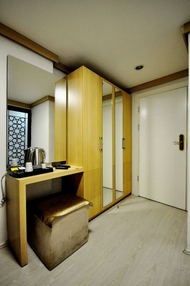 The Beyoglu House Economy Double Room, 1 Double Bed (Special Offer) 3