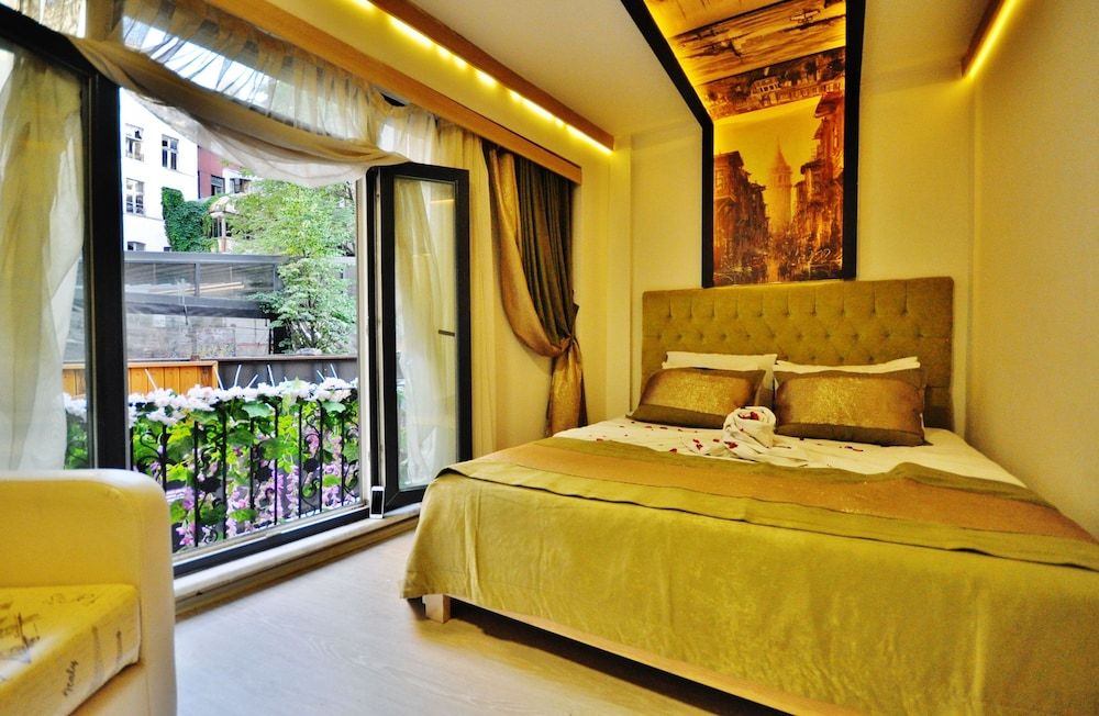 The Beyoglu House Standard Room, Balcony 7