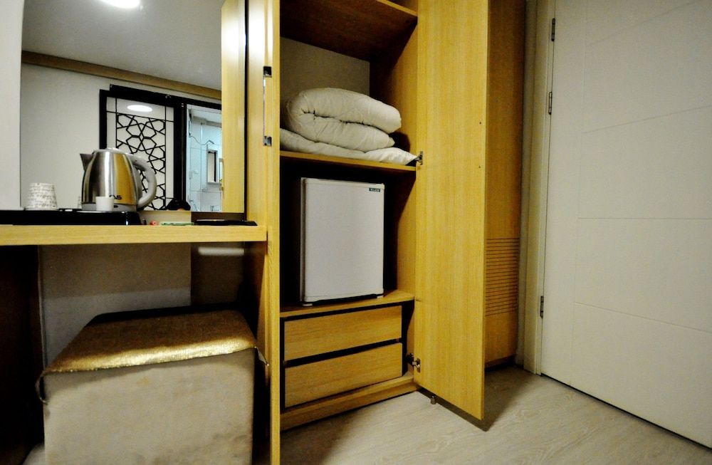 The Beyoglu House Economy Double Room, 1 Double Bed (Special Offer) 4