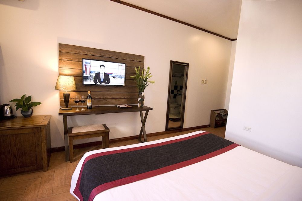 City Bay Hotel Double Room 5