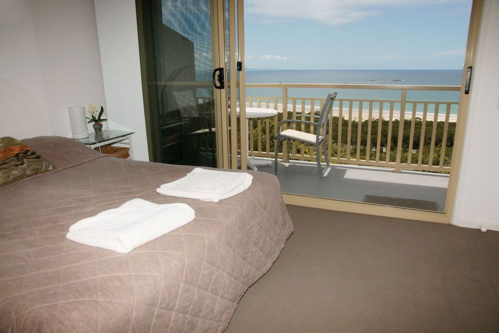 3 Bedroom Apartment - Ocean View