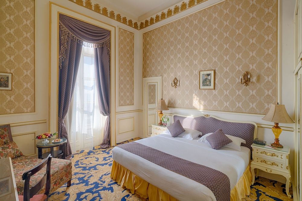 Le Metropole Luxury Heritage Hotel Since 1902 by Paradise Inn Group Golden Junior Suite Direct Sea View 4