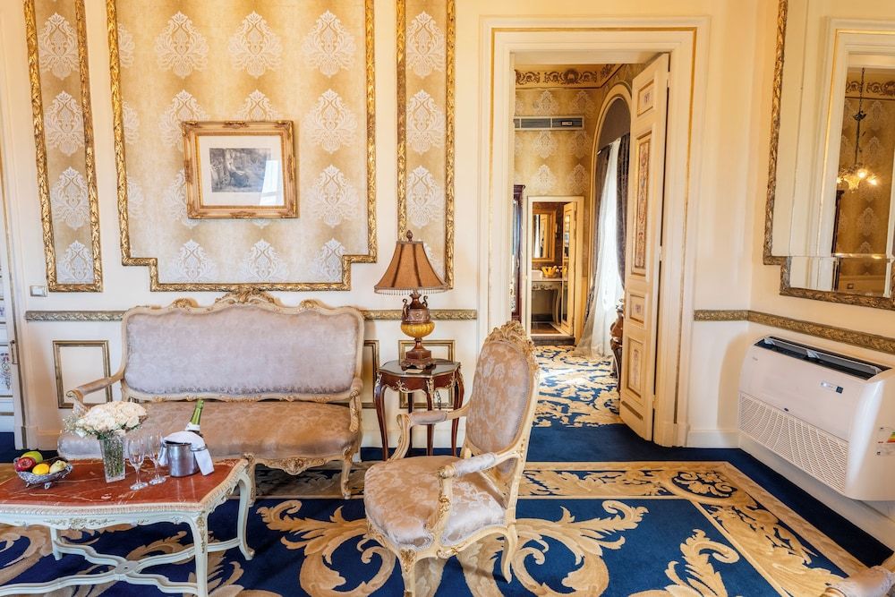 Le Metropole Luxury Heritage Hotel Since 1902 by Paradise Inn Group Golden Royal Suite Direct Sea View 10