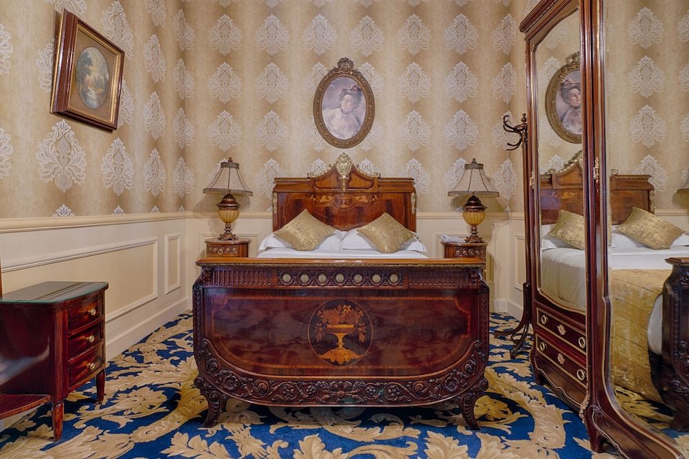 Le Metropole Luxury Heritage Hotel Since 1902 by Paradise Inn Group Golden Royal Suite Direct Sea View 7