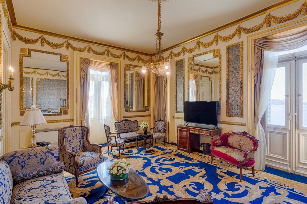 Le Metropole Luxury Heritage Hotel Since 1902 by Paradise Inn Group Golden Royal Suite Direct Sea View 15