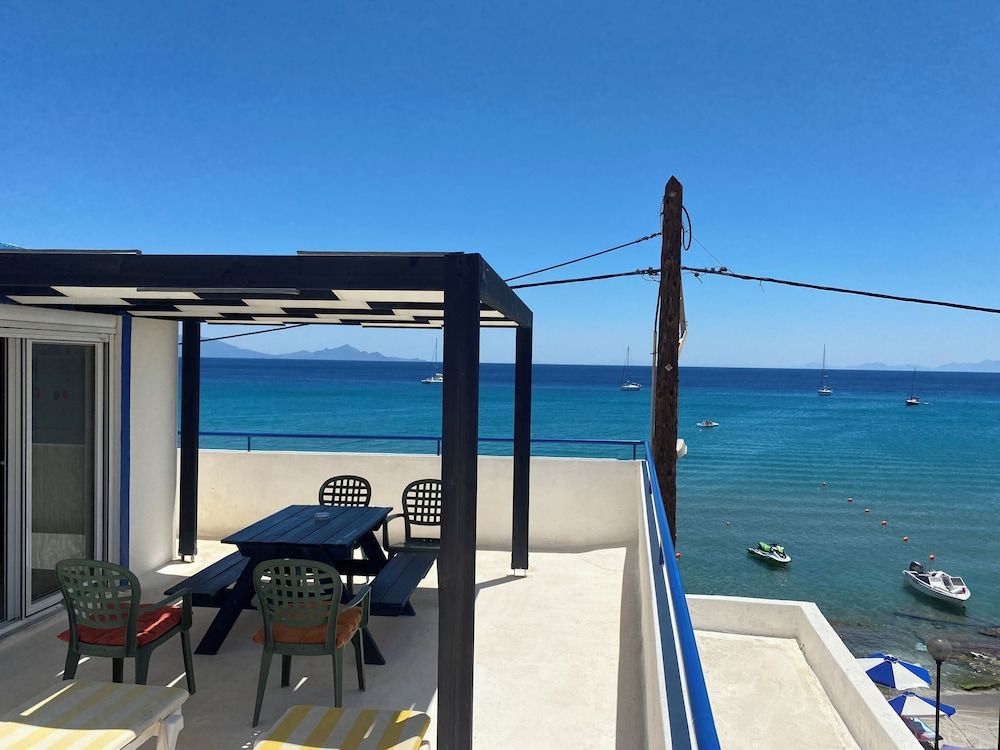 Penthouse, 1 Bedroom, Sea View, Beachfront