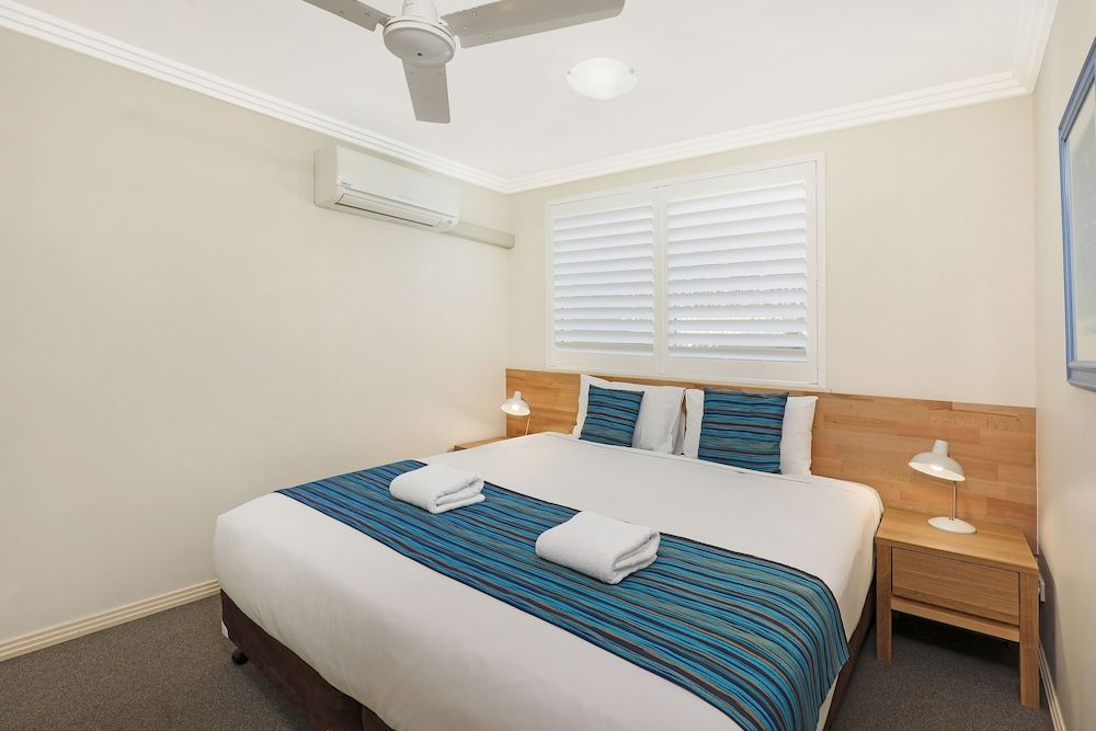 Watermark Resort Caloundra Absolute Waterfront 3 Bedroom Apartment with Spa 4