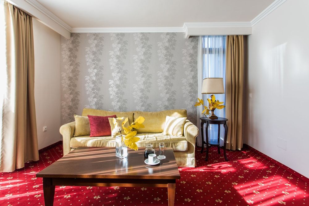 Premier Luxury Mountain Resort Family Suite, 2 Bedrooms 2