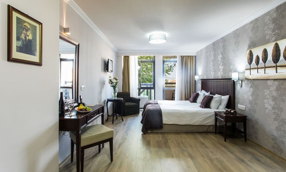 Premier Luxury Mountain Resort Executive Room 7