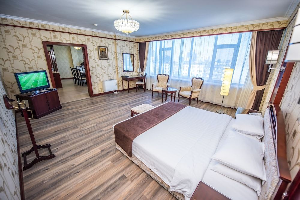 G Empire Senior Suite, 1 Bedroom 5