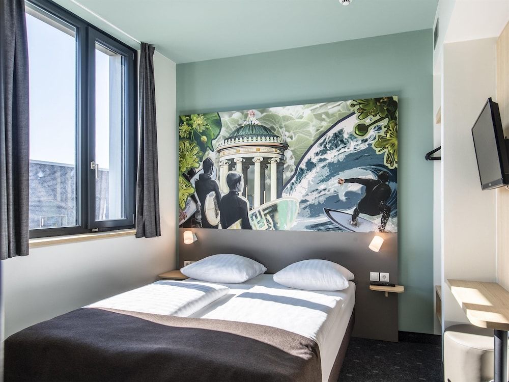 undefined B&B Hotel München-Trudering 8