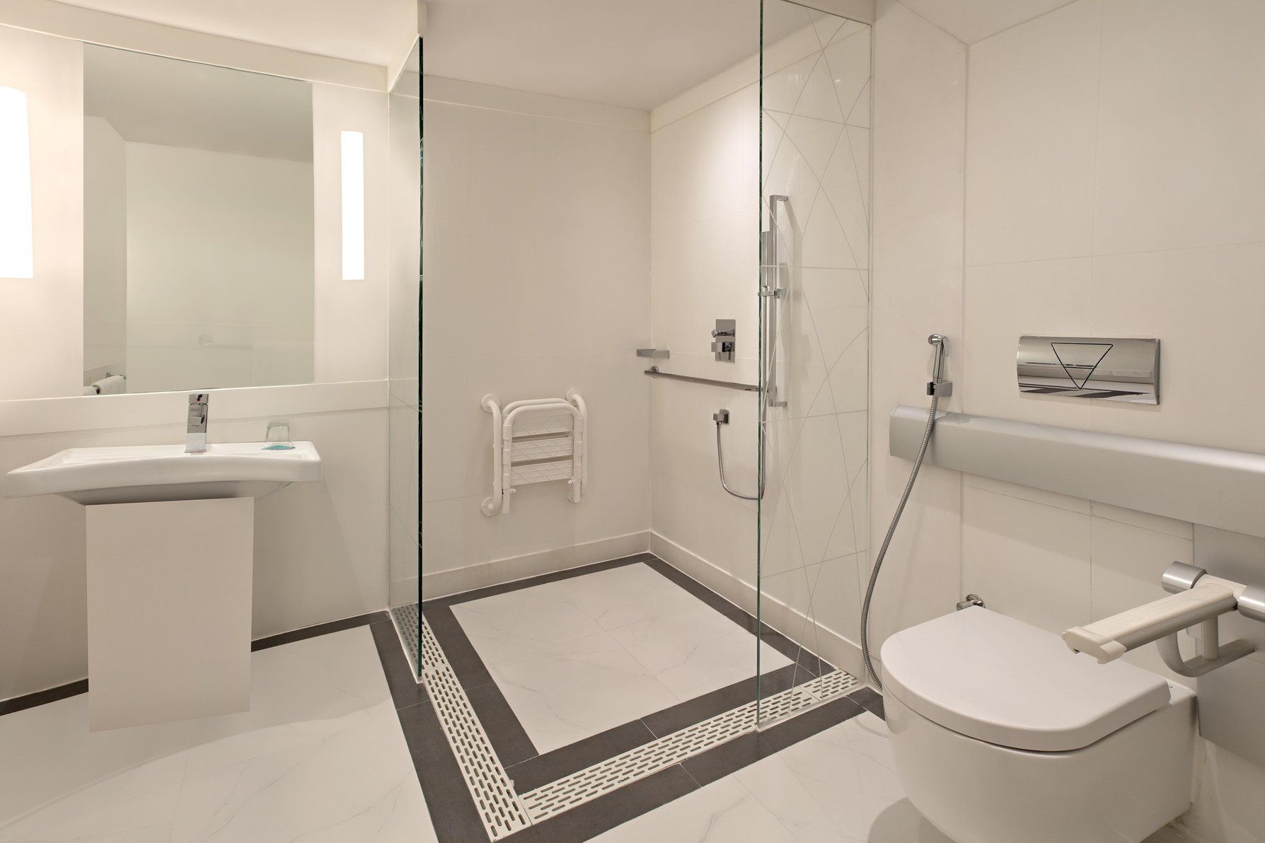 Le Méridien Gurgaon, Delhi NCR Guest room, 1 King 3