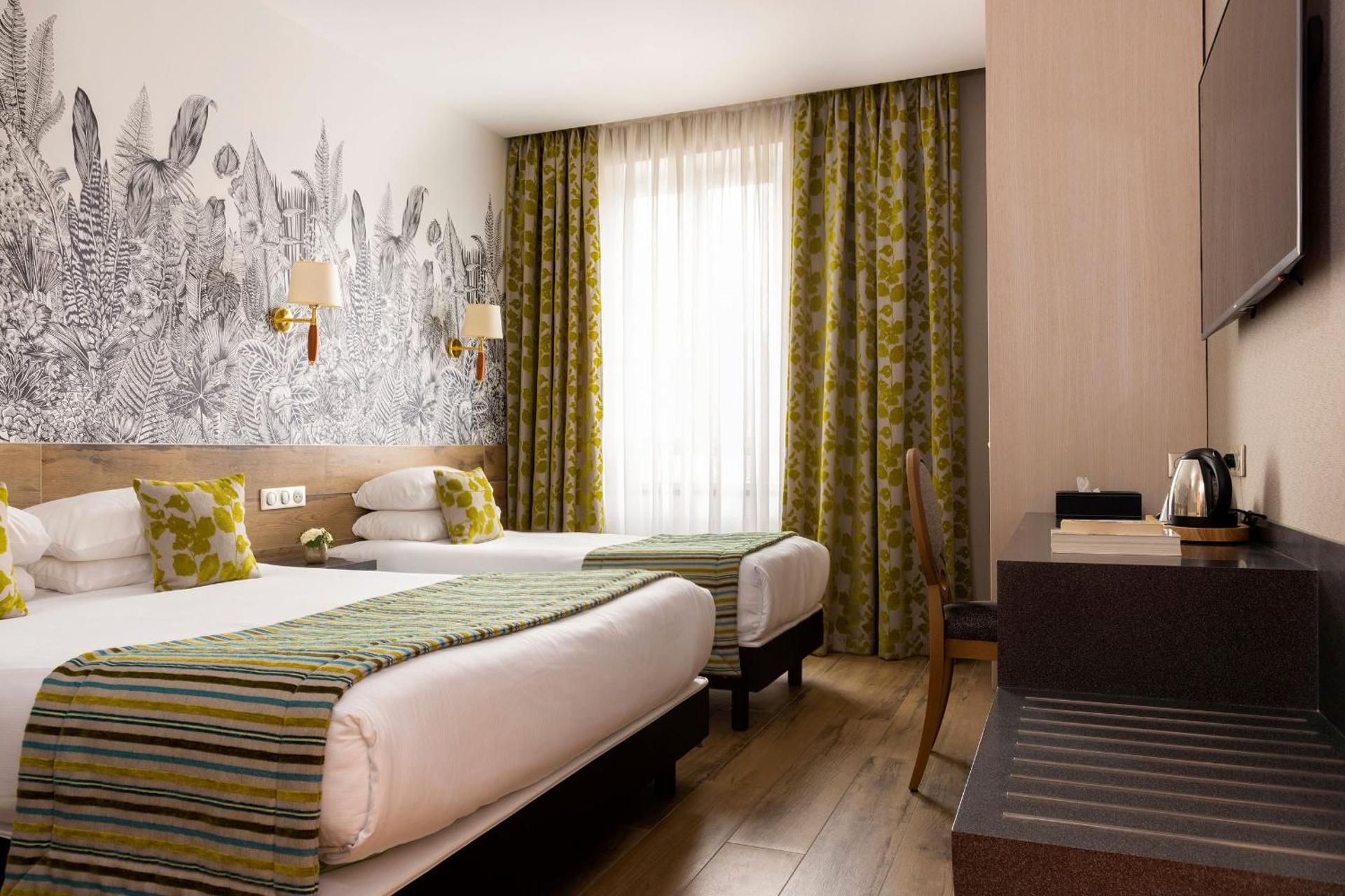 Triple Room
