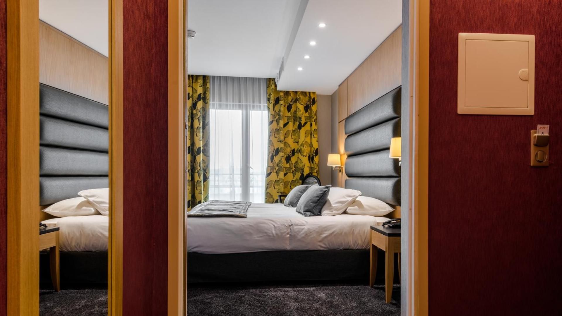 Deluxe Double Room with Balcony