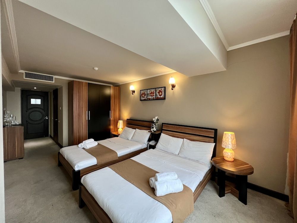 New Nairi Hotel Standard Twin Room 3