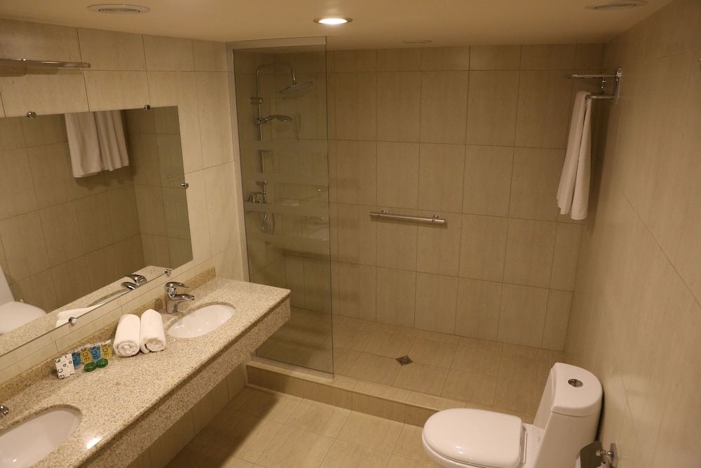 New Nairi Hotel Deluxe Double Room 3