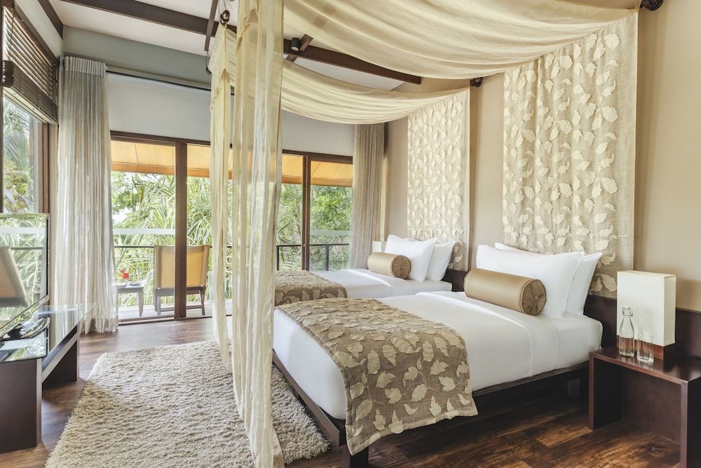 Uga Bay - Pasikuda Beach Villa 8